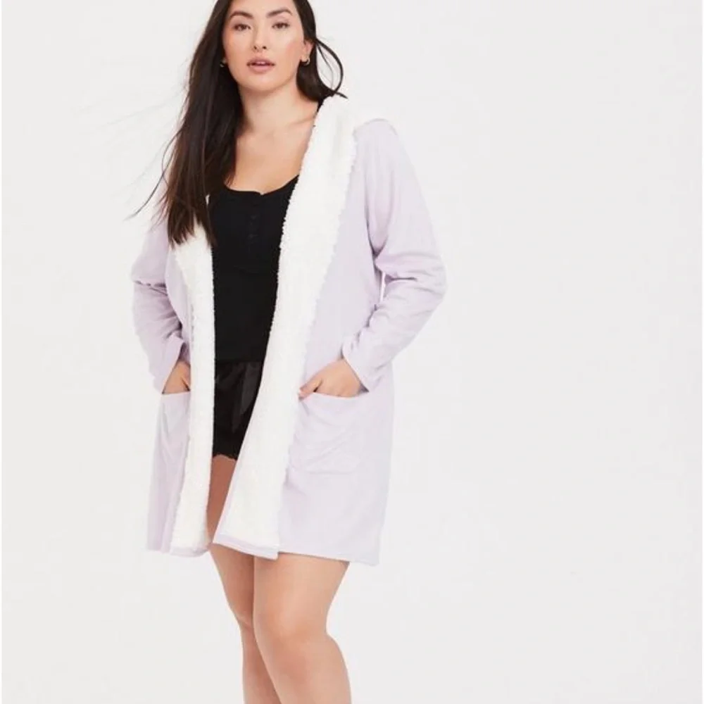 Size 1/2 / 1X 2X Torrid Unicorn sleep bathrobe short robe